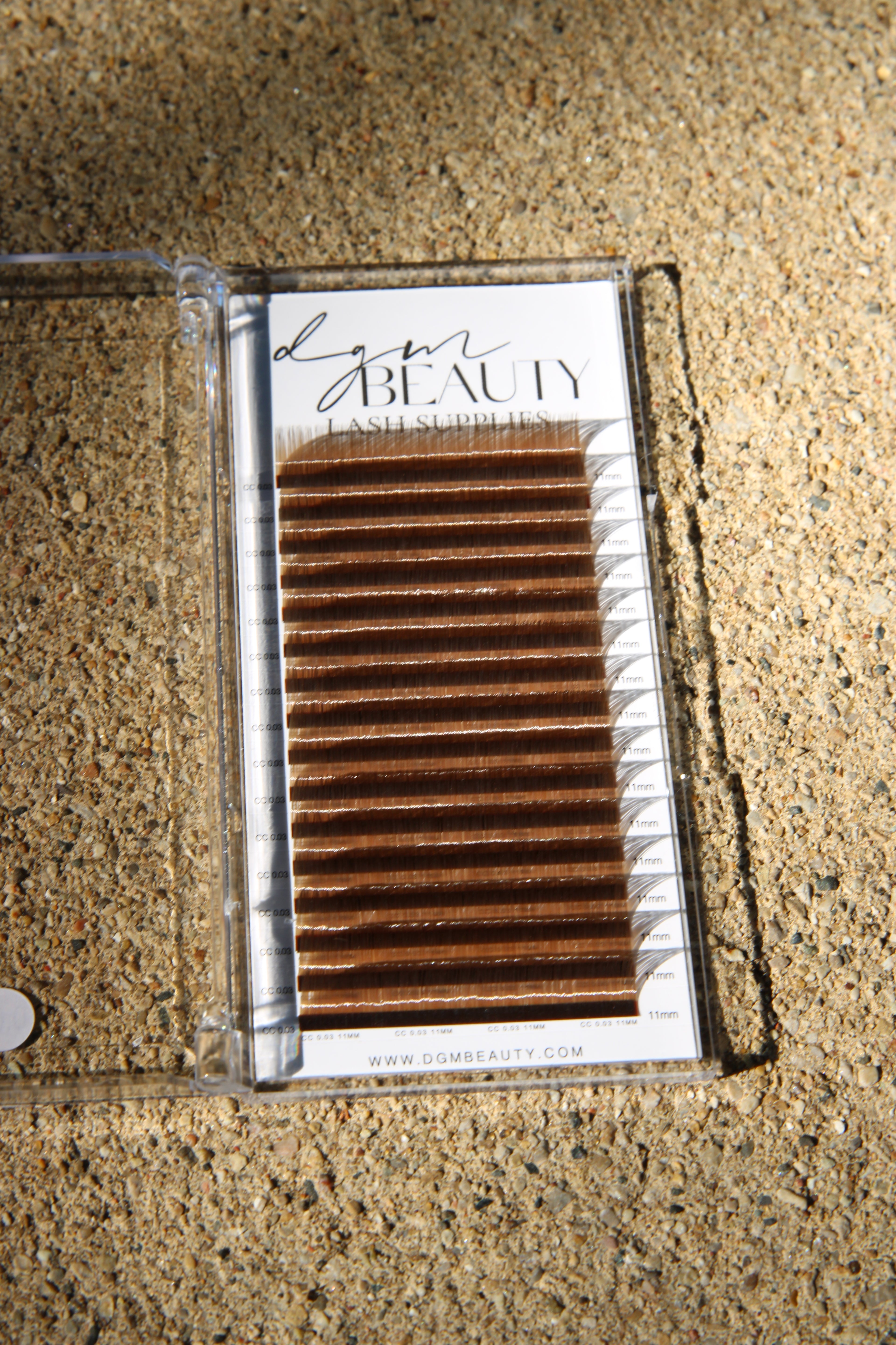 0.03mm CC - BROWN Lash Extensions